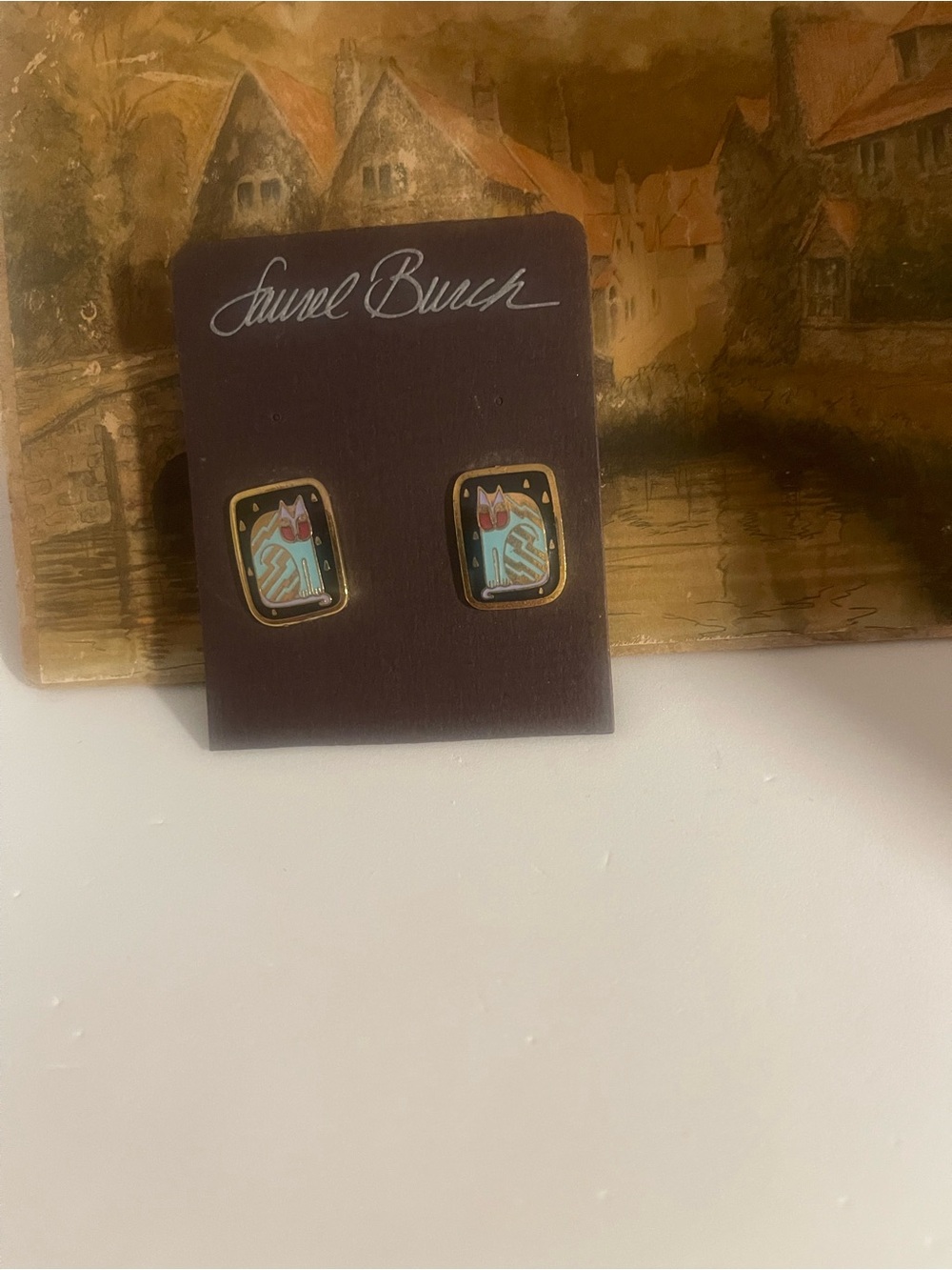 Laurel Burch Turquoise and Coral Cat Enamel Stud Earrings with Gold Trim - Picture 2 of 2